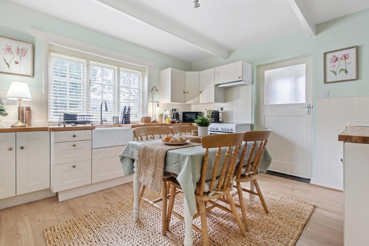 Beautiful 2 Bedroom Cottage In Oxton Oxton  Exterior foto